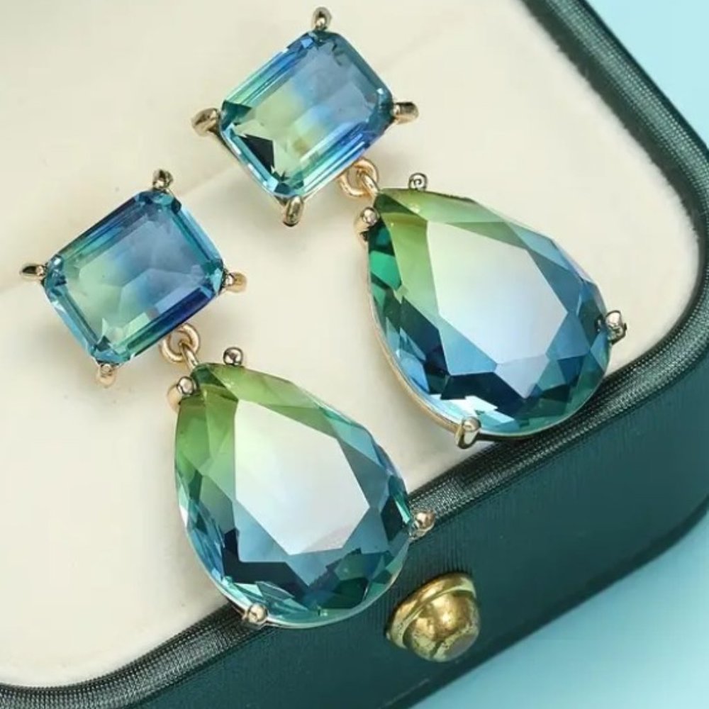 Green Blue Gradient Crystal Waterdrop Dangle Earrings Elegant Statement Jewelry - Picture 10 of 11